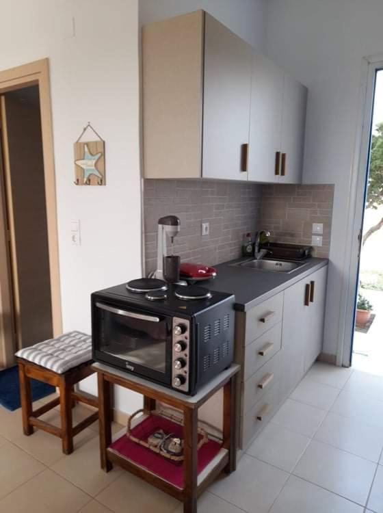 Glyfada Suite Kastrákion Eksteriør billede